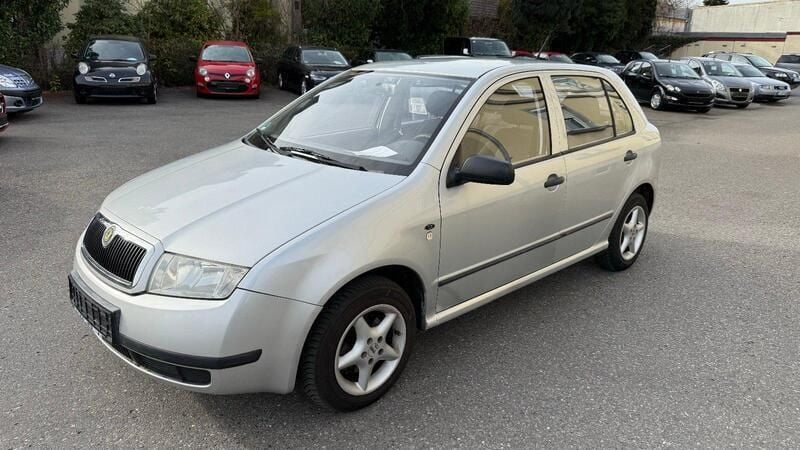 Silber Gebraucht 2000 Skoda Fabia Kleinwagen | 1.080 € (Fairer Preis) - Bild 1/4