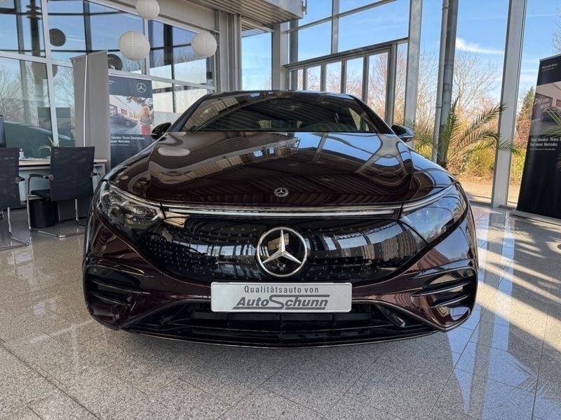 Gebraucht Mercedes EQS500 AMG 330 kW (449 PS) 2024 Manufaktor rubellitrot metalli Limousine