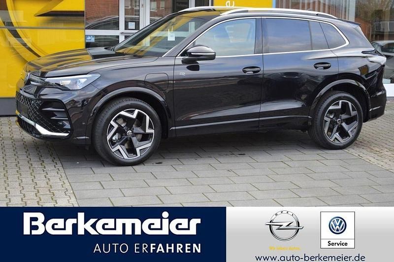 Schwarz Neu 2024 VW Tiguan IQ Drive SUV | 53.750 € (Fairer Preis) - Bild 1/4