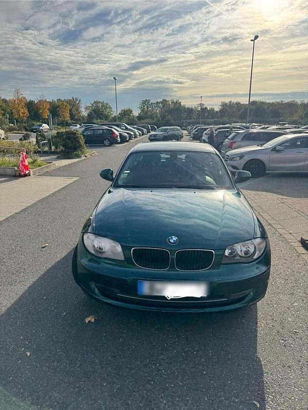 Gebraucht BMW 116 122 PS (89 kW) 2010 Grün Kleinwagen