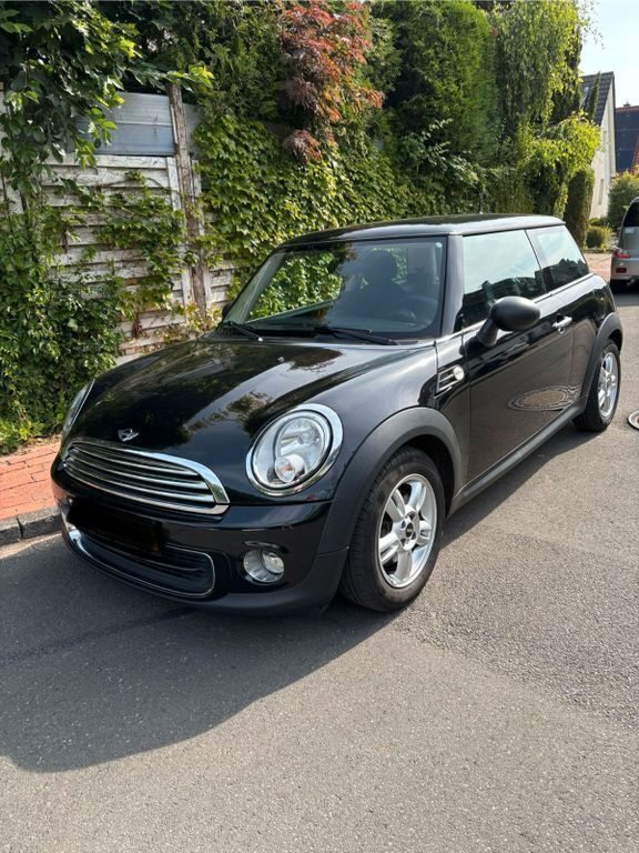 Schwarz Gebraucht 2011 Mini ONE Kleinwagen | 5.000 € (Fairer Preis) - Bild 1/4
