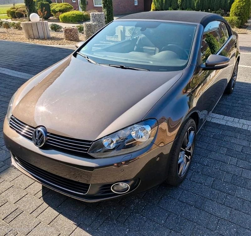 Gebraucht VW Golf Cabriolet 105 PS (77 kW) 2014 Braun Cabrio