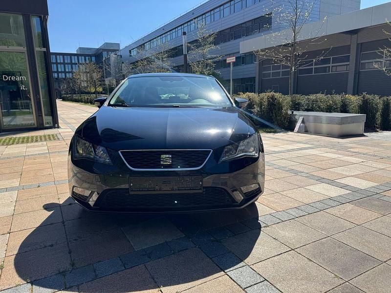 Second-hand Seat Leon Reference 110 CP (80 kW) 2014 Negru Berlinǎ