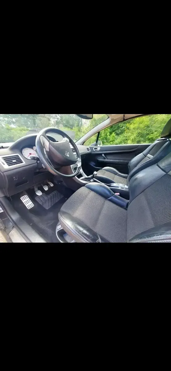 Gebraucht Peugeot 307 CC 140 PS (102 kW) 2008 Schwarz Cabrio