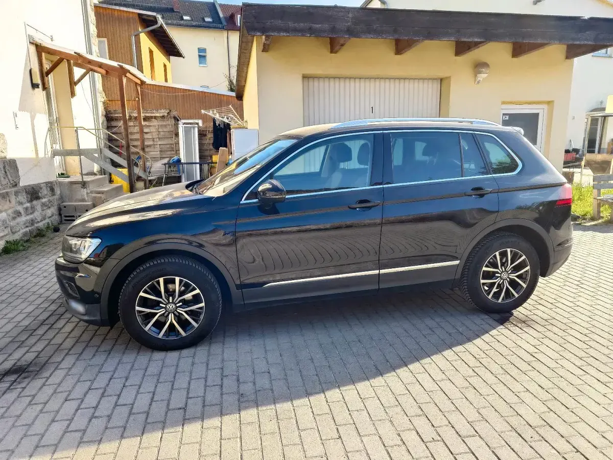 Gebraucht VW Tiguan 150 PS (110 kW) 2016 Schwarz SUV