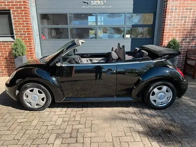 Gebraucht VW New Beetle Cabriolet 75 PS (55 kW) 2003 Schwarz Cabrio