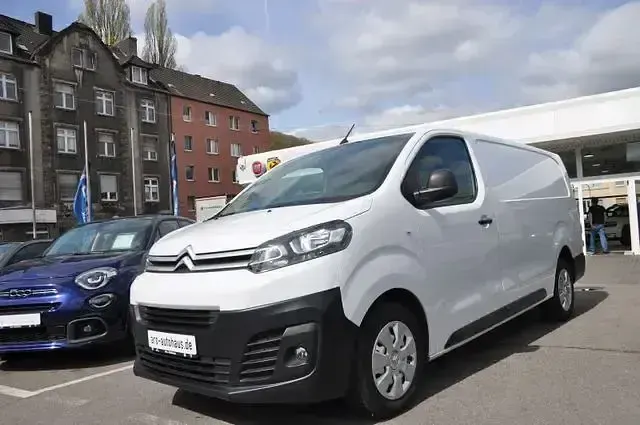 Używany Citroën Jumpy 121 KM (88 kW) 2023 Biały Minivan