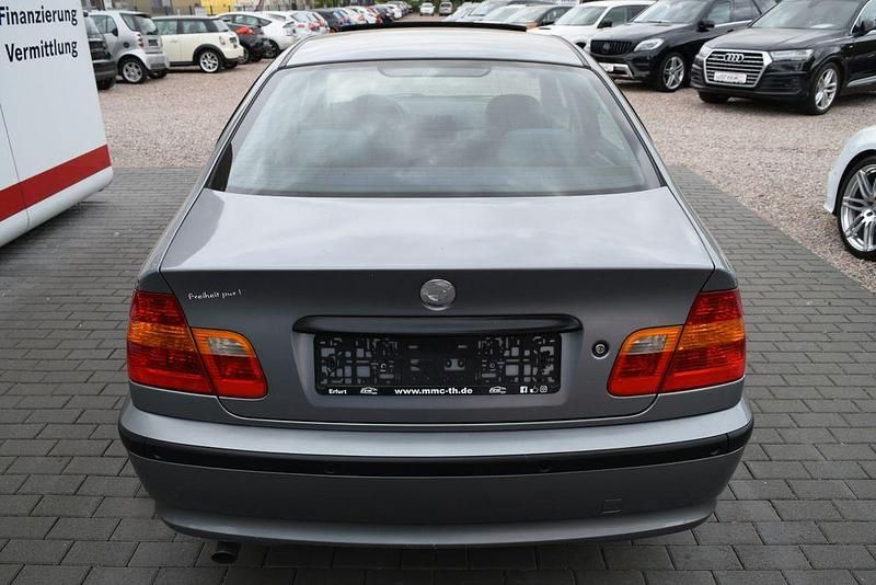 Gebraucht BMW 316 116 PS (85 kW) 2003 Grau Limousine