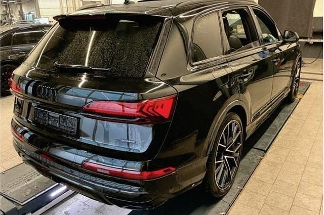 Gebraucht Audi Q7 Competition 286 PS (210 kW) 2023 Schwarz SUV