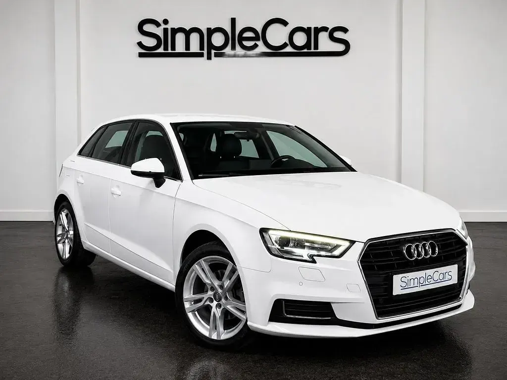 Gebraucht Audi A3 Design 150 PS (110 kW) 2017 Ibisweiss Limousine