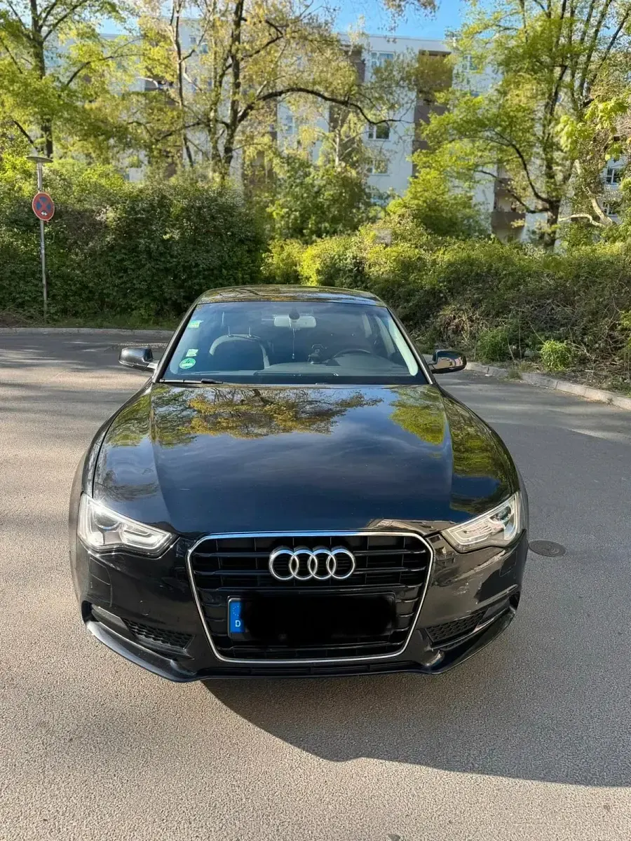 Gebraucht Audi A5 Sportback 177 PS (130 kW) 2011 Schwarz Kleinwagen