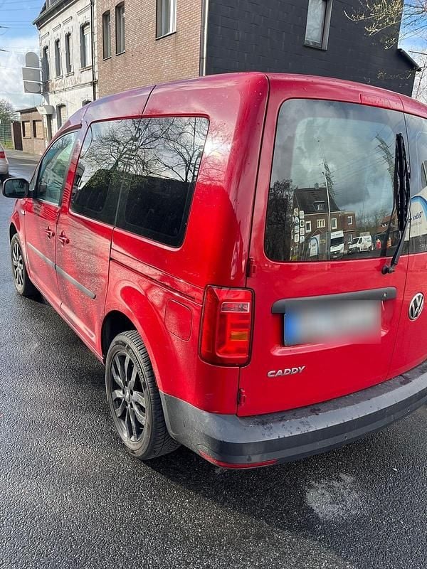 Gebraucht VW Caddy 150 PS (110 kW) 2015 Rot Van / Kleinbus