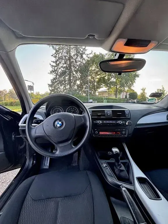 Gebraucht BMW 116 185 PS (136 kW) 2013 Schwarz Kleinwagen