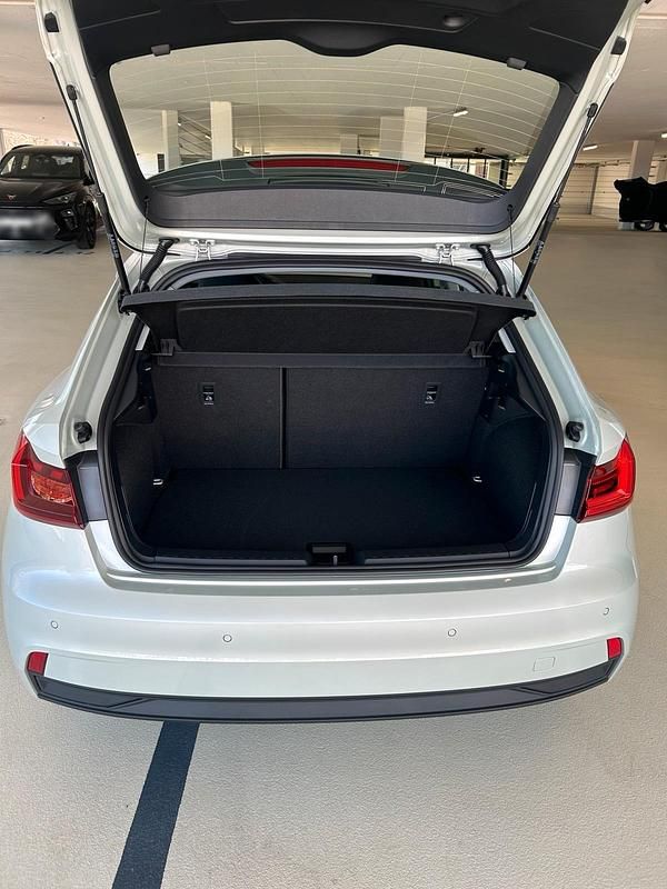 Gebraucht Audi A1 Sportback 95 PS (69 kW) 2025 Silber Kleinwagen