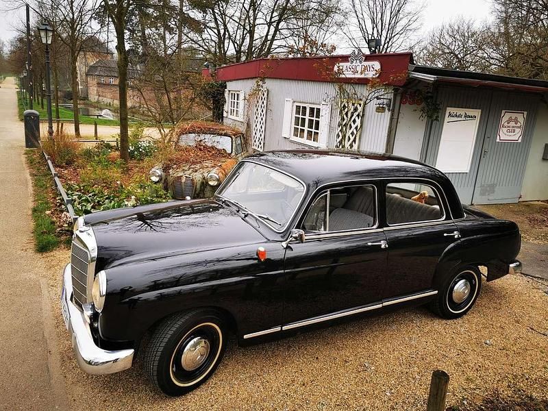 Gebraucht Mercedes 190 80 PS (58 kW) 1961 Schwarz Limousine