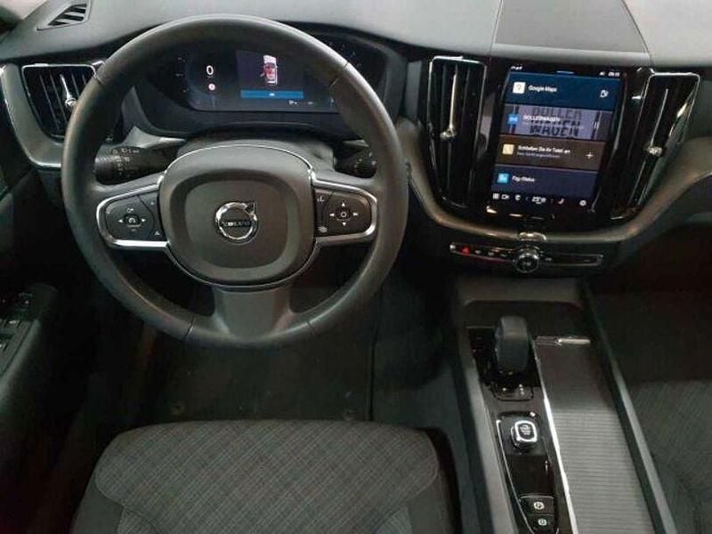 Usado Volvo XC60 Core 197 HP (144 kW) 2023 Cinzento SUV