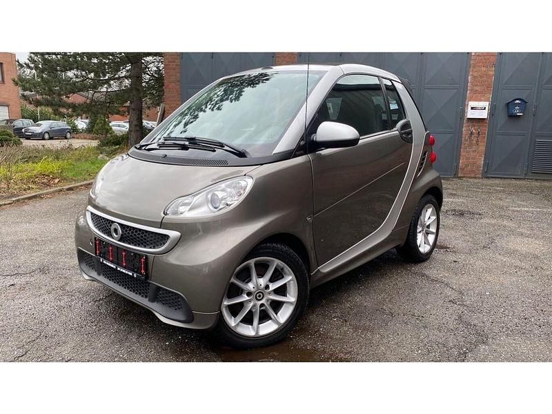 Gebraucht Smart ForTwo Cabrio Passion 55 kW (75 PS) 2013 Grau Cabrio