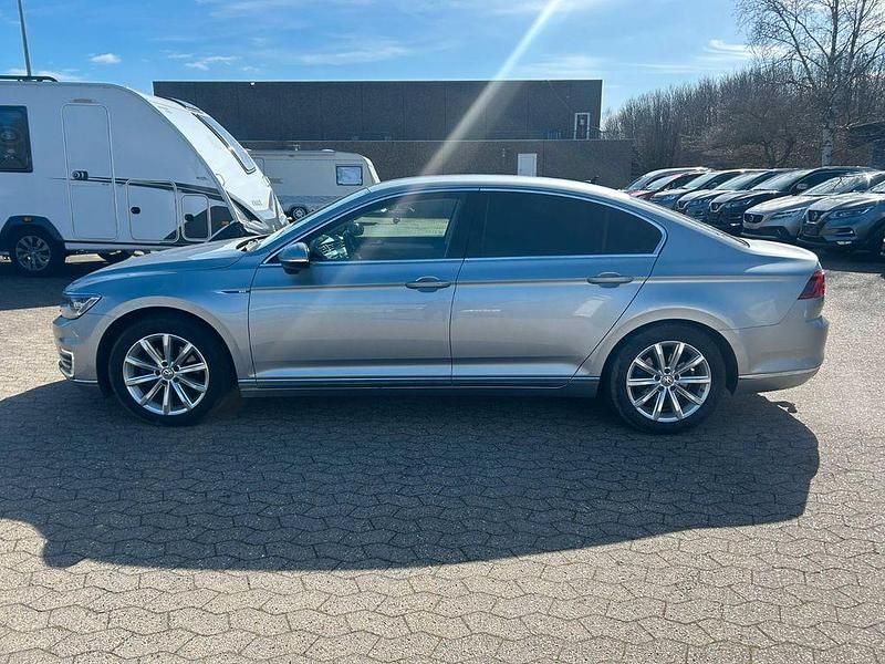 Gebraucht VW Passat GTE 156 PS (114 kW) 2017 Silber Limousine