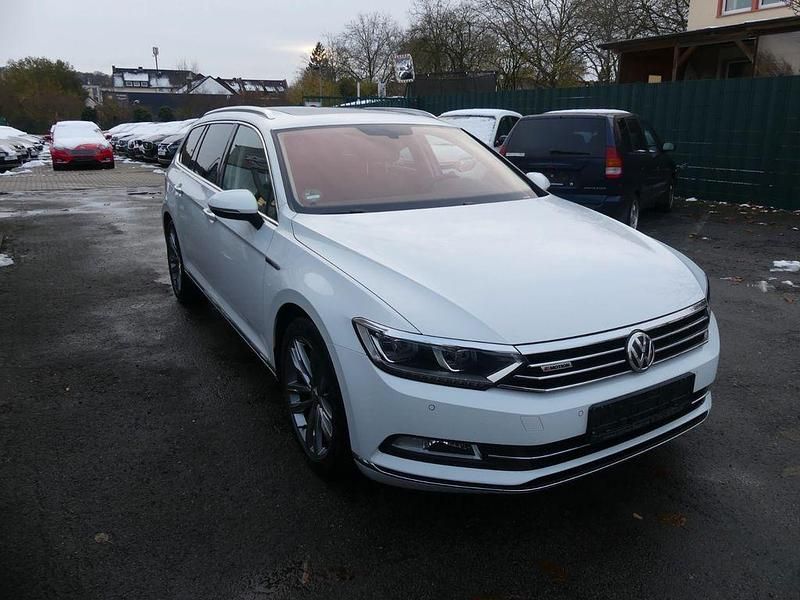 Gebraucht VW Passat Highline 239 PS (175 kW) 2016 Weiß Kombi
