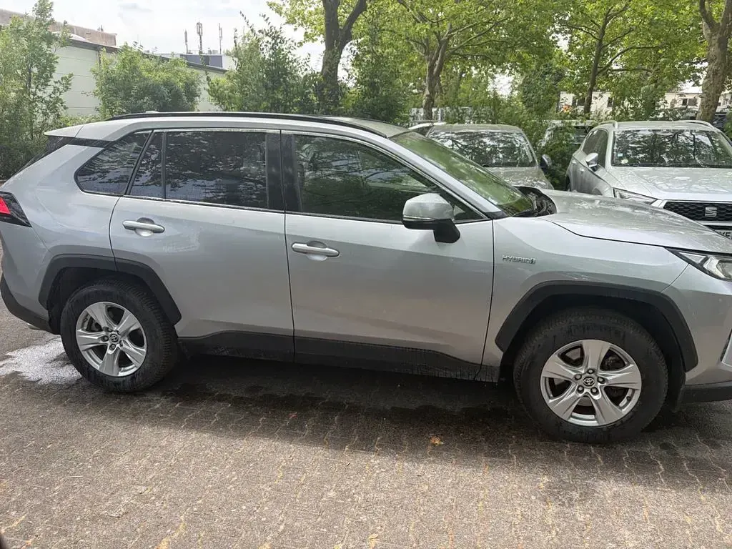 Gebraucht Toyota RAV4 Comfort 222 PS (163 kW) 2021 Grau SUV