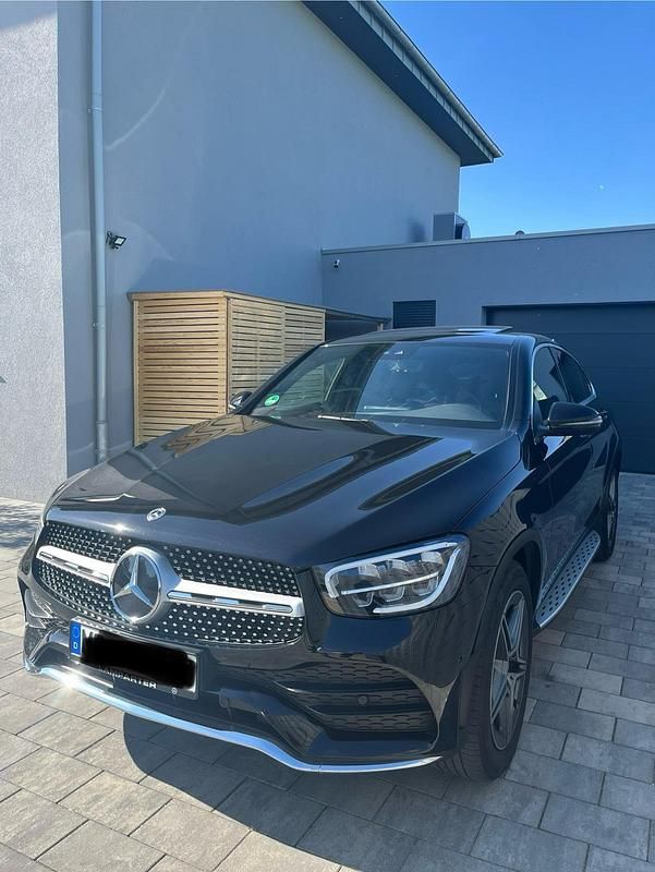 Schwarz Gebraucht 2021 Mercedes GLC220 Coupé | 46.500 € (Fairer Preis) - Bild 1/4