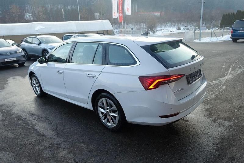 Second-hand Skoda Octavia Style 116 CP (85 kW) 2022 Alb Break