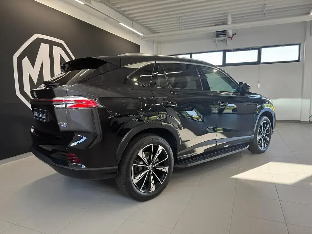 Gebraucht MG HS Luxury 272 PS (200 kW) 2025 Schwarz SUV