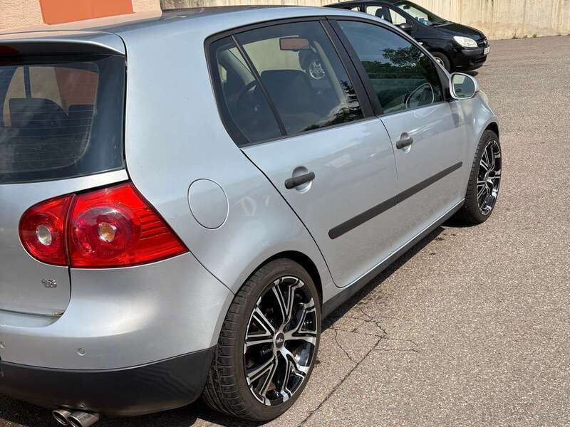 Gebraucht 2004 VW Golf V Limousine | 3.750 € (Etwas zu teuer) - Bild 1/4