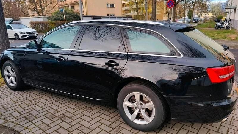 Gebraucht Audi A6 177 PS (130 kW) 2013 Schwarz Kombi