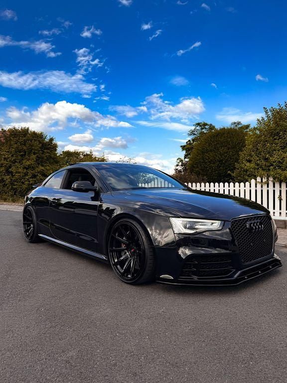 Schwarz Gebraucht 2013 Audi RS5 Black Edition Coupé | 31.700 € - Bild 1/4