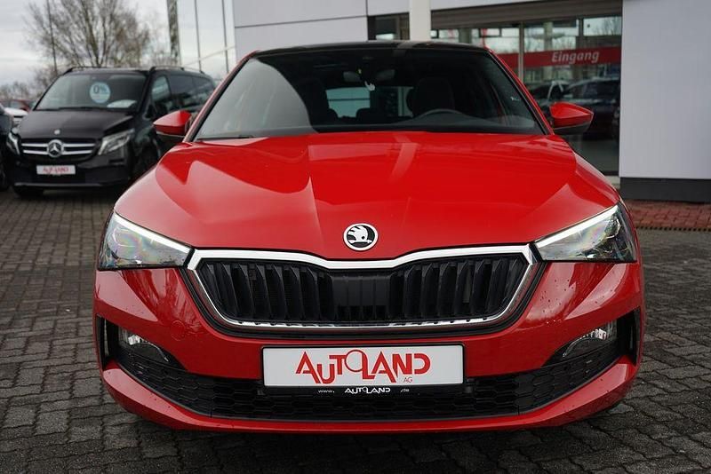 Gebraucht Skoda Scala 150 PS (110 kW) 2023 Rot Kleinwagen