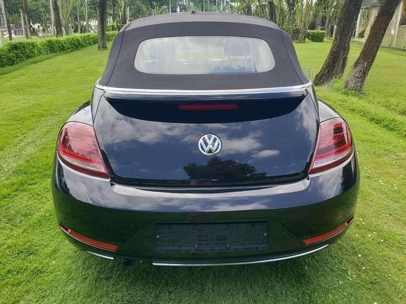 Gebraucht VW Beetle Design 110 PS (80 kW) 2017 Ebenholzschwarz Kleinwagen