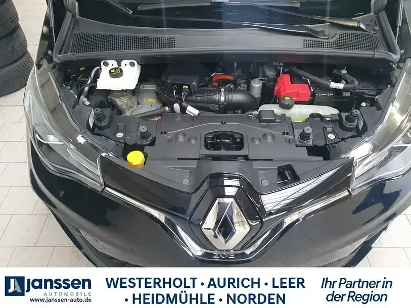 Usata Renault Zoe Life 80 kW (109 CV) 2022 Nero Utilitaria