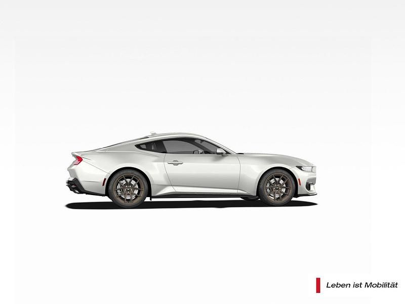 Neu Ford Mustang Fastback 446 PS (328 kW) 2025 Coupé