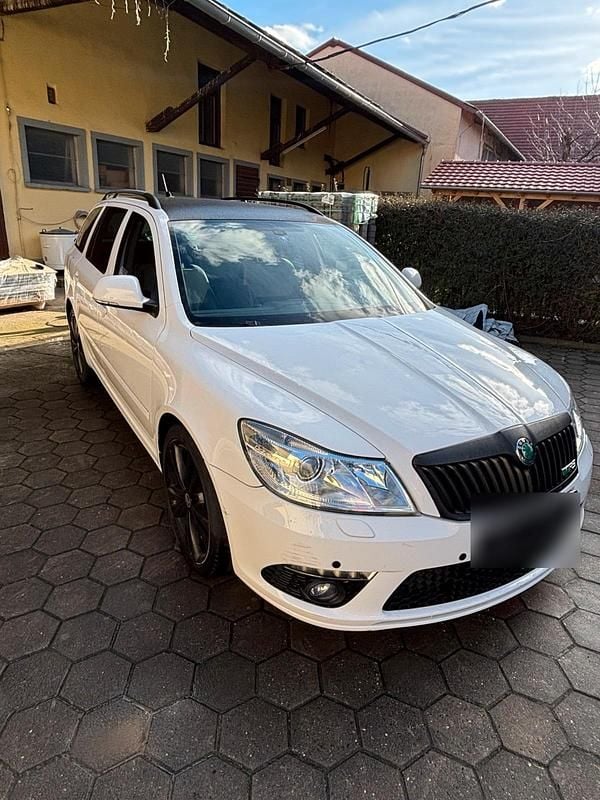 Gebraucht Skoda Octavia RS 200 PS (147 kW) 2011 Kombi