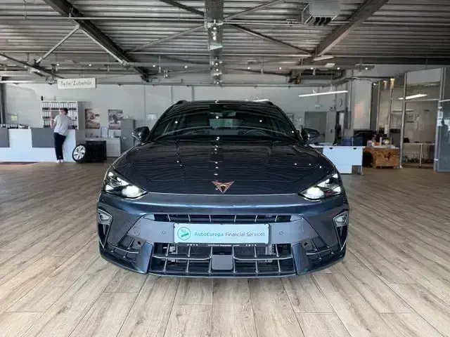 Gebraucht Cupra Leon 150 PS (110 kW) 2025 Grau Limousine
