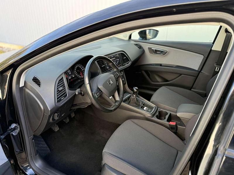 Gebraucht Seat Leon Style 125 PS (91 kW) 2016 Schwarz Limousine