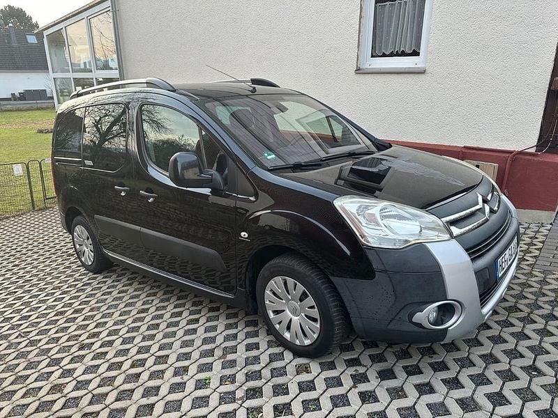 Schwarz Gebraucht 2011 Citroën Berlingo Van / Kleinbus | 3.500 € (Guter Preis) - Bild 1/4