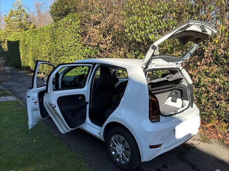 Gebraucht VW up! 65 PS (47 kW) 2020 Weiß Kleinwagen