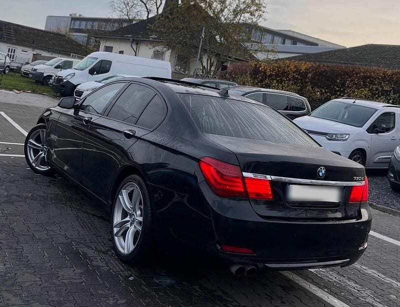 Schwarz Gebraucht 2011 BMW 730 Limousine | 9.999 € (Superpreis) - Bild 1/4