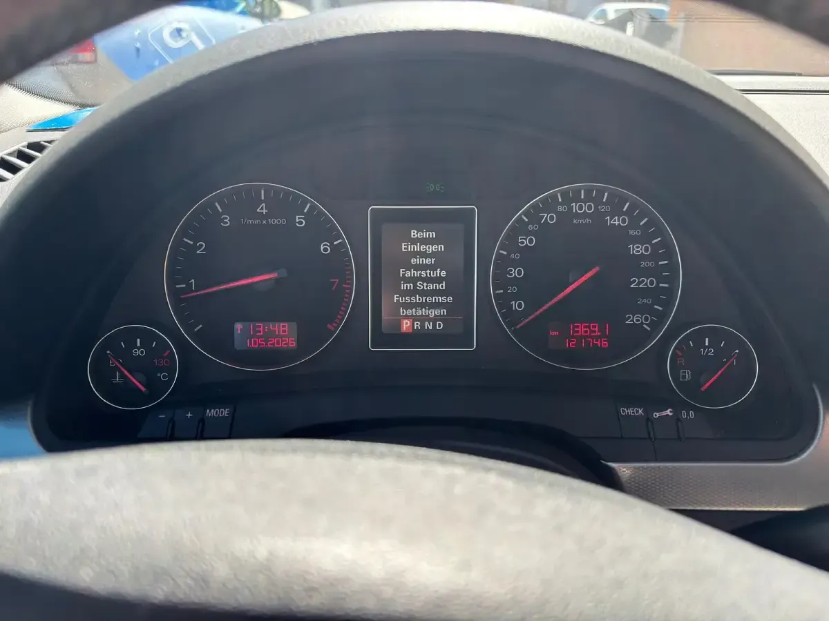 Gebraucht Audi A4 170 PS (125 kW) 2003 Blau Limousine