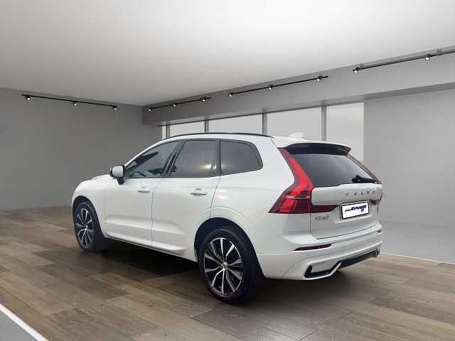 Gebraucht Volvo XC60 Plus 197 PS (144 kW) 2024 SUV