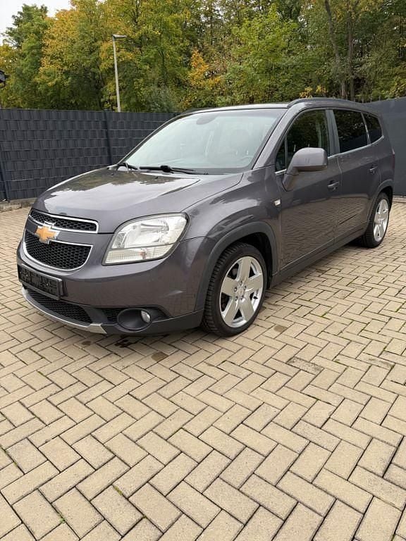 Grau Gebraucht 2013 Chevrolet Orlando LTZ Limousine | 5.600 € (Guter Preis) - Bild 1/4