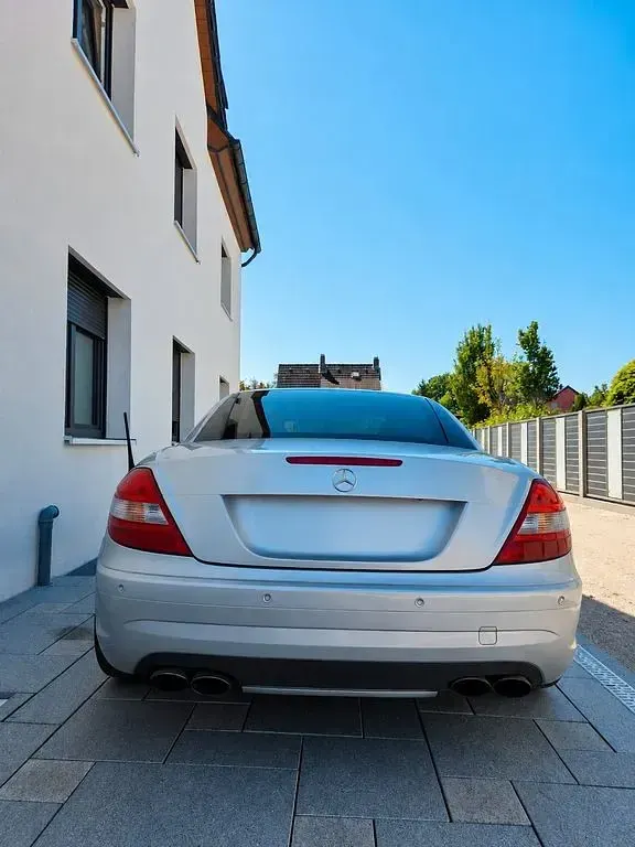 Gebraucht Mercedes SLK200 AMG Edition 1 163 PS (119 kW) 2007 Silber Cabrio