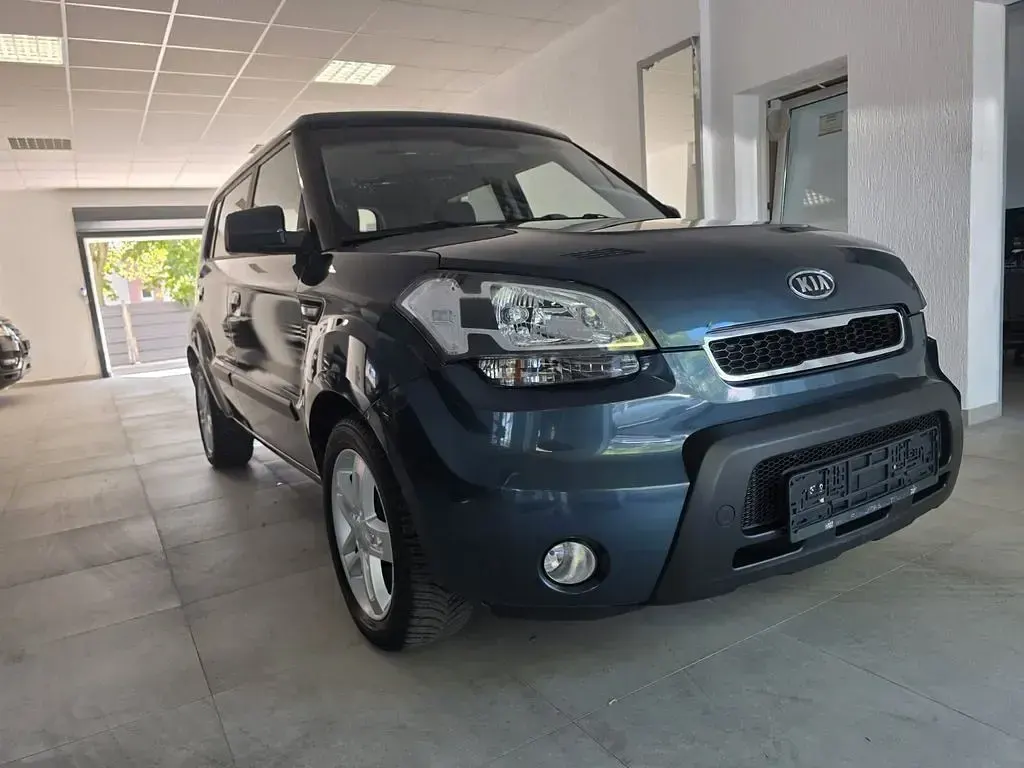 Gebraucht Kia Soul Attract 128 PS (94 kW) 2009 Blau SUV