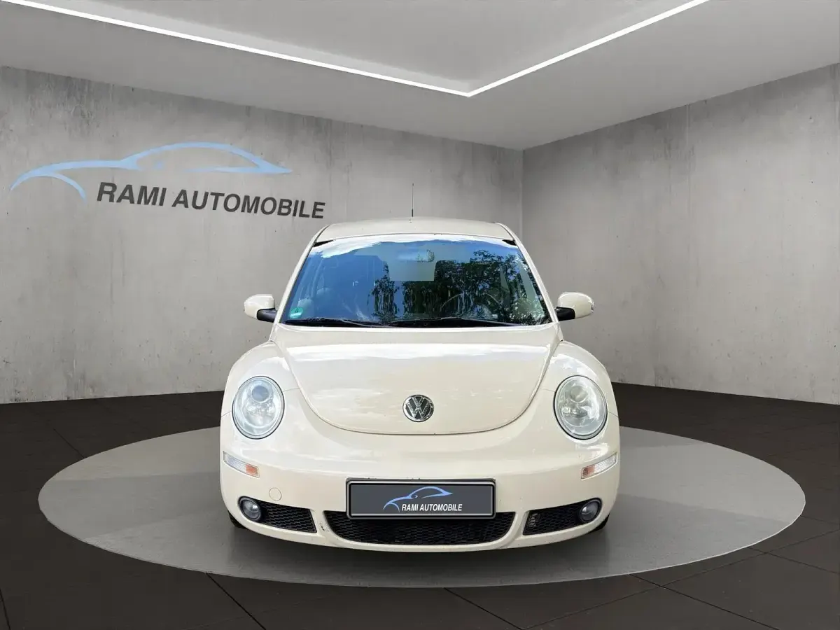 Gebraucht VW New Beetle 75 PS (55 kW) 2009 Beige Kleinwagen