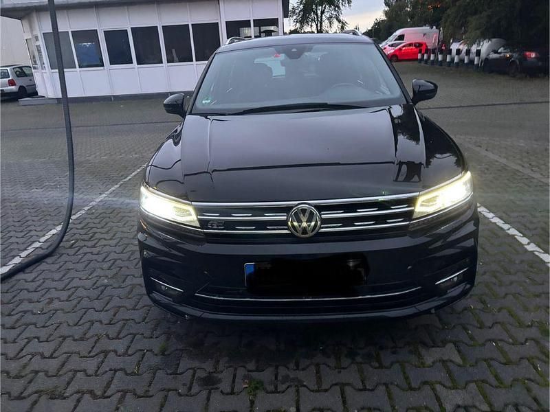 Gebraucht VW Tiguan Highline 239 PS (175 kW) 2017 Schwarz SUV