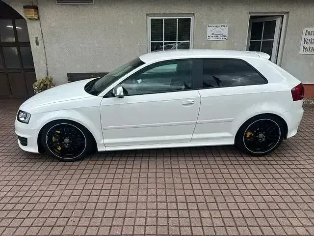 Gebraucht Audi S3 Comfort 265 PS (194 kW) 2009 Andere Kleinwagen