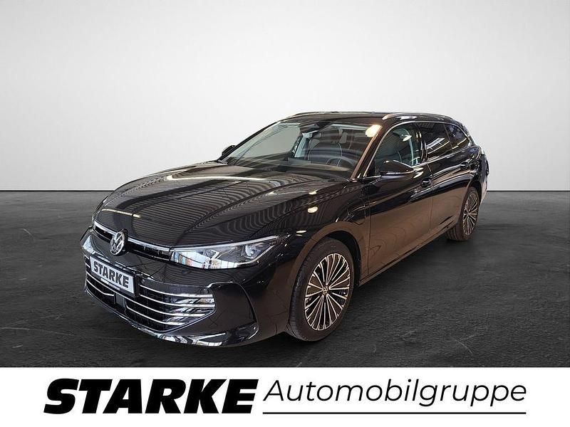 Gebraucht VW Passat Elegance 204 PS (150 kW) 2025 Schwarz Kombi