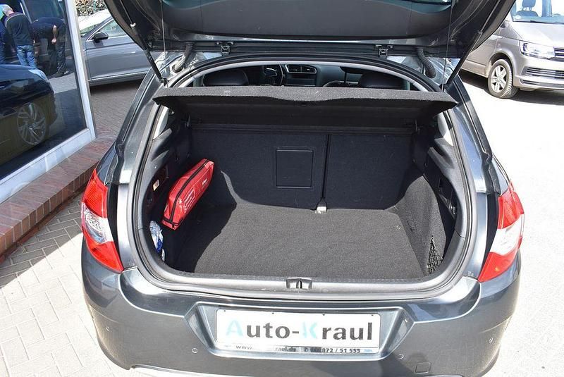 Gebraucht Citroën C4 Exclusive 120 PS (88 kW) 2011 Grau Limousine